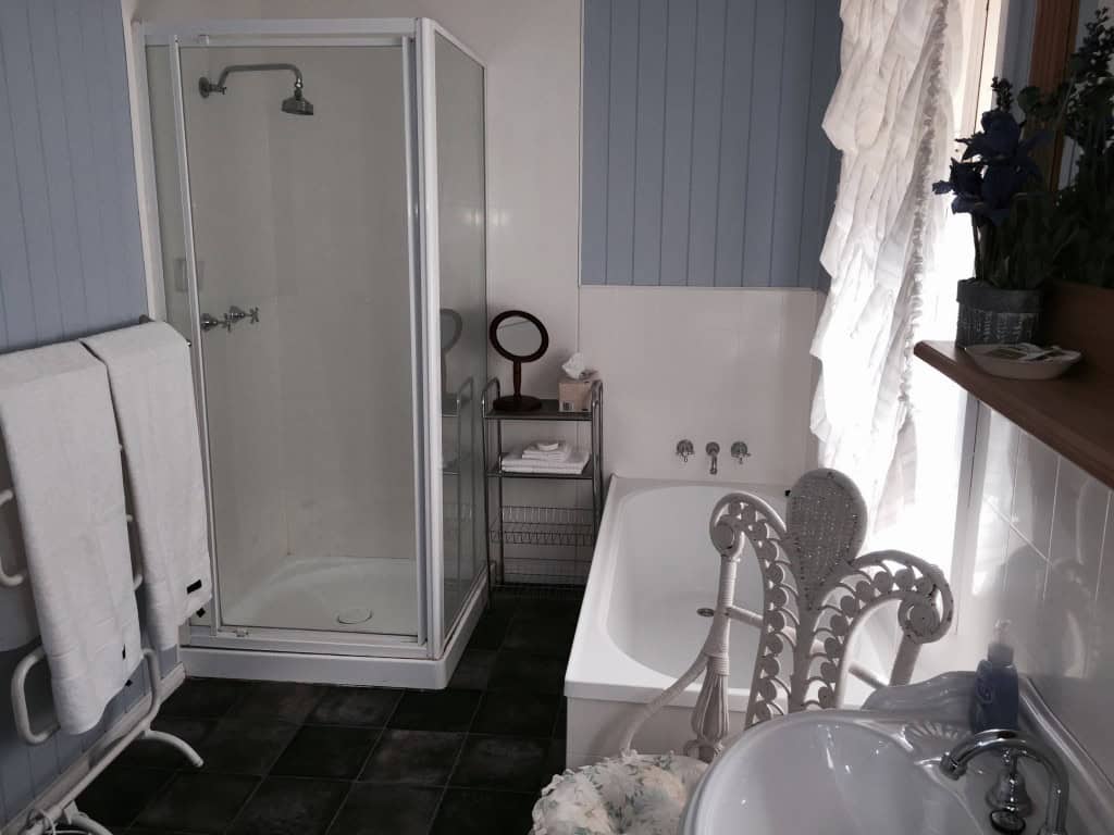 Generous bathroom